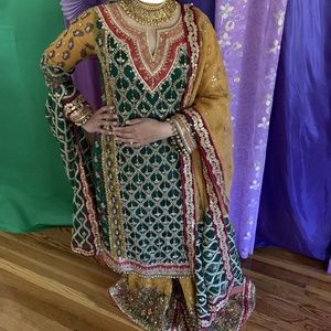 Indian/Pakistani Nickie Nina Bridal Mehndi Outfit